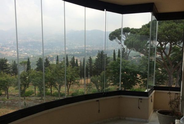 What is the benefit of Glass Curtains?